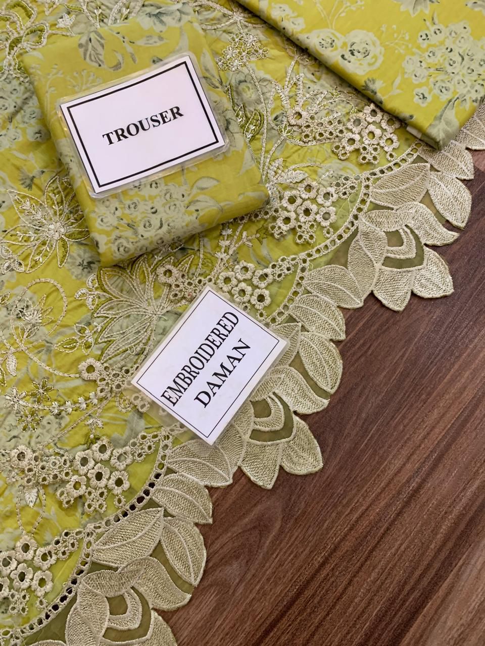 Iznik EFL-08 Premium Pure Lawn Dress Lemon Demanding Design 2025