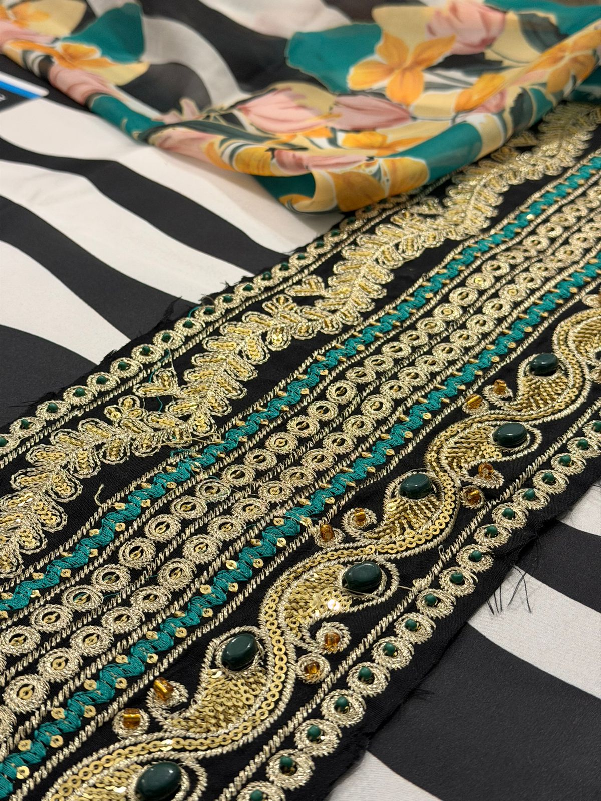 Ammara & Sara Wz-03 Shamoz Silk Dress 25