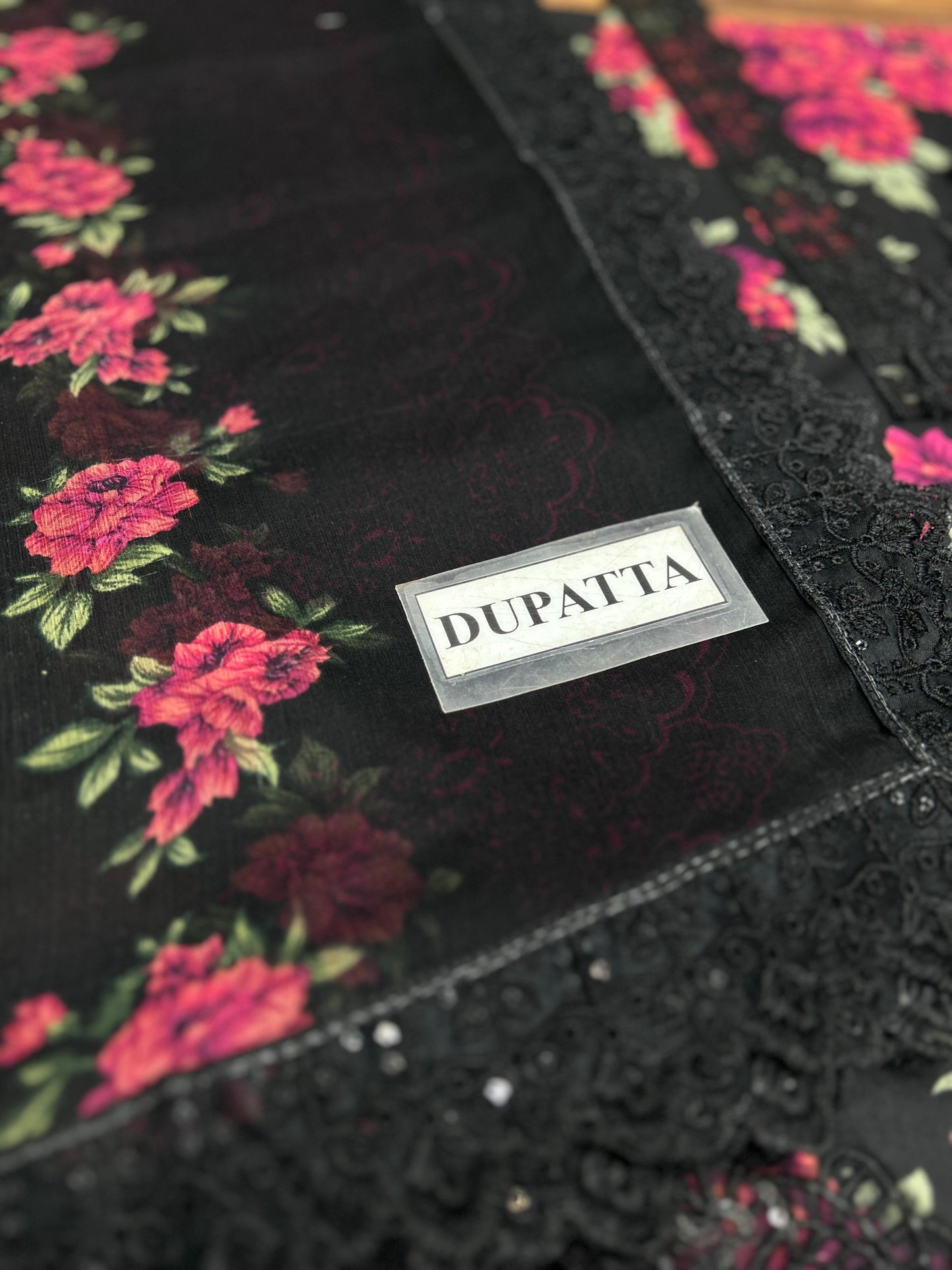 Baroque Wz-73 Luxury Lawn Dress With Crinkle Chiffon Duppata 25